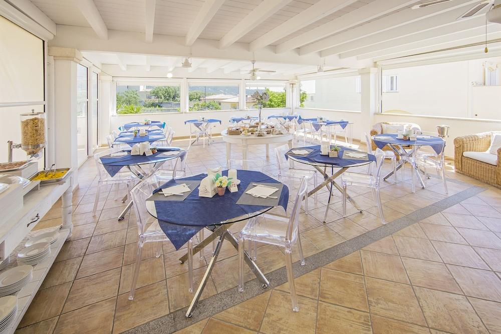 Olbia City Hotel מראה חיצוני תמונה